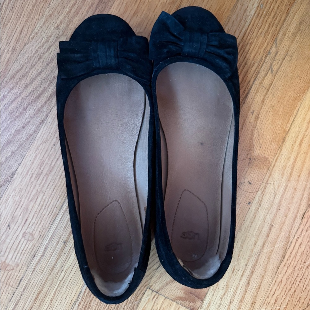 UGG Women's Black Bow Flats